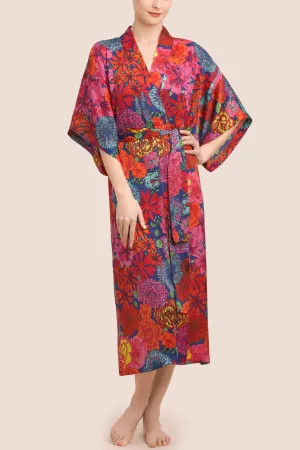 Adelia Robe