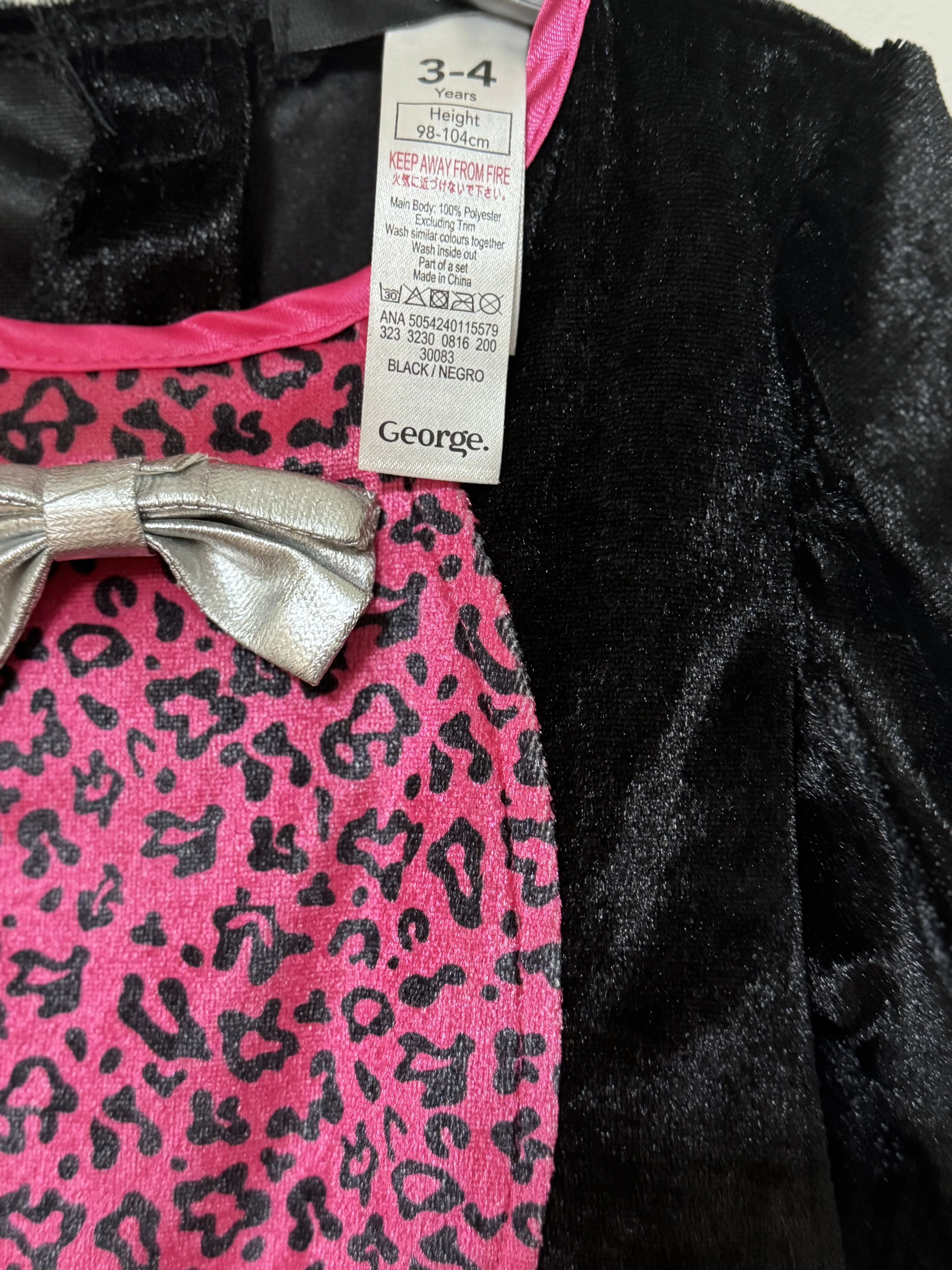 Black Cat costume dress,3-4 yo
