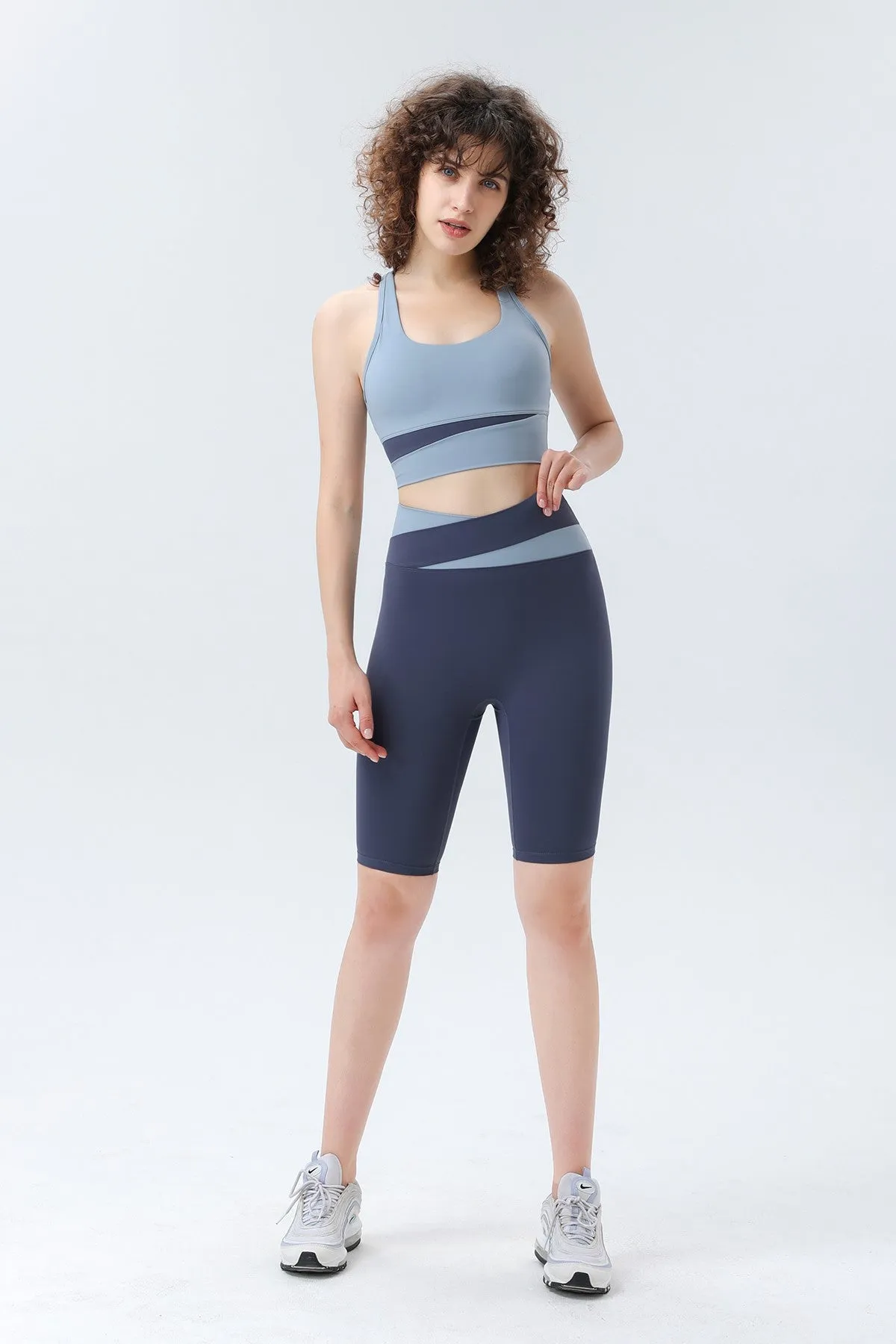 Color-block Crossover Biker Shorts