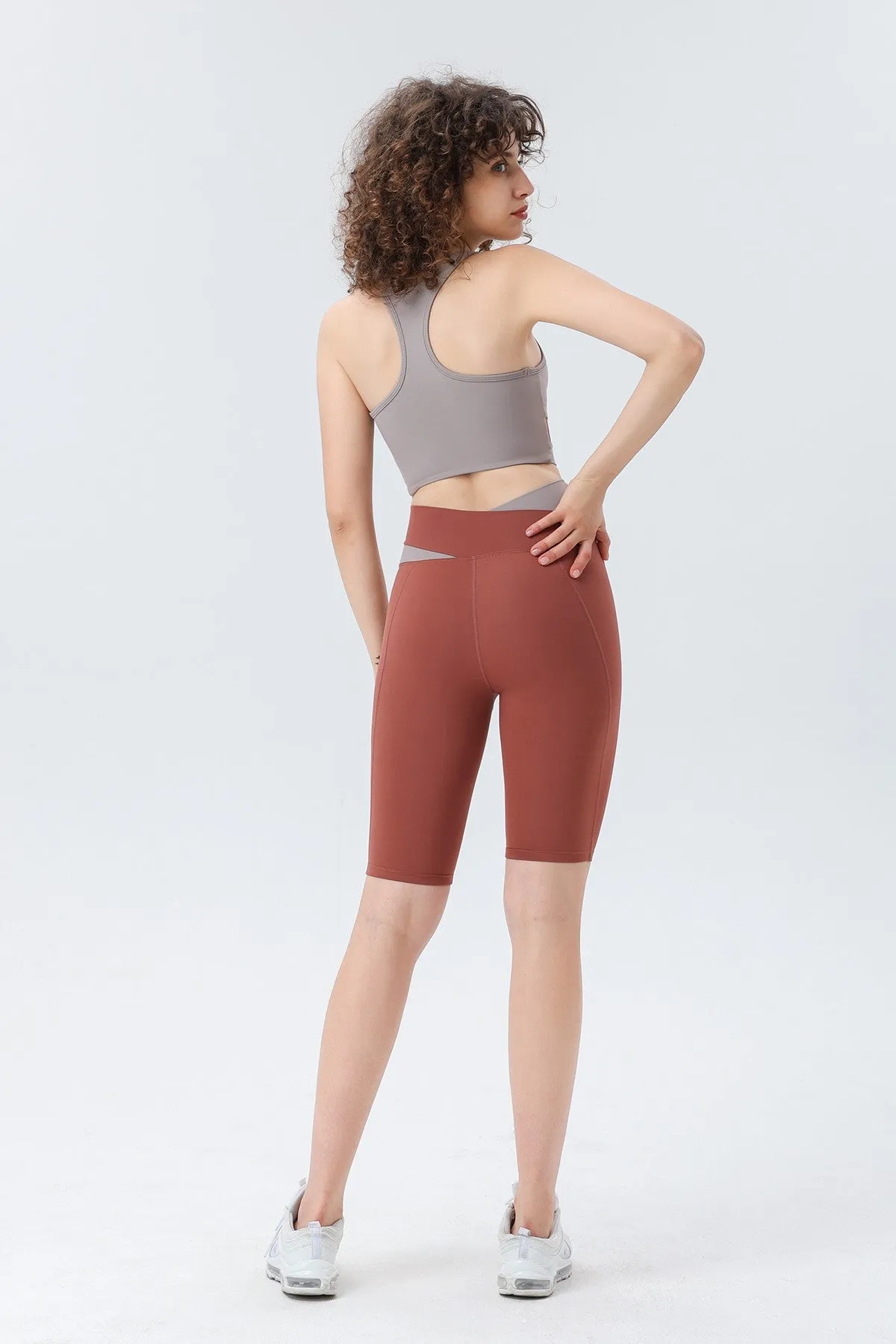 Color-block Crossover Biker Shorts