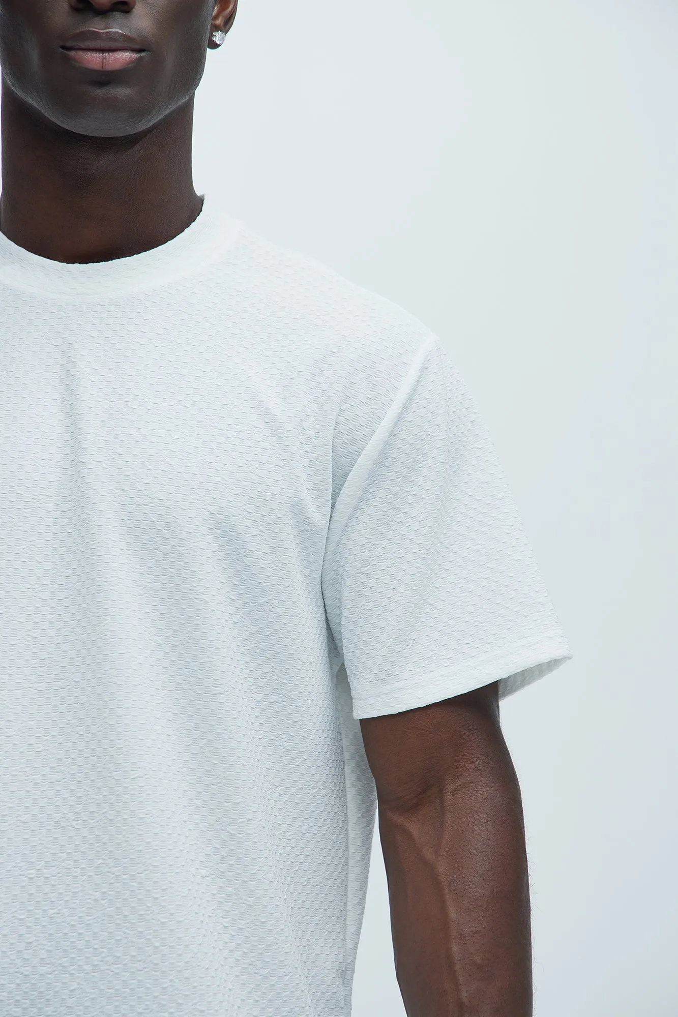 Croydon Textured Knit All Scallop Short Sleeve Tee - White