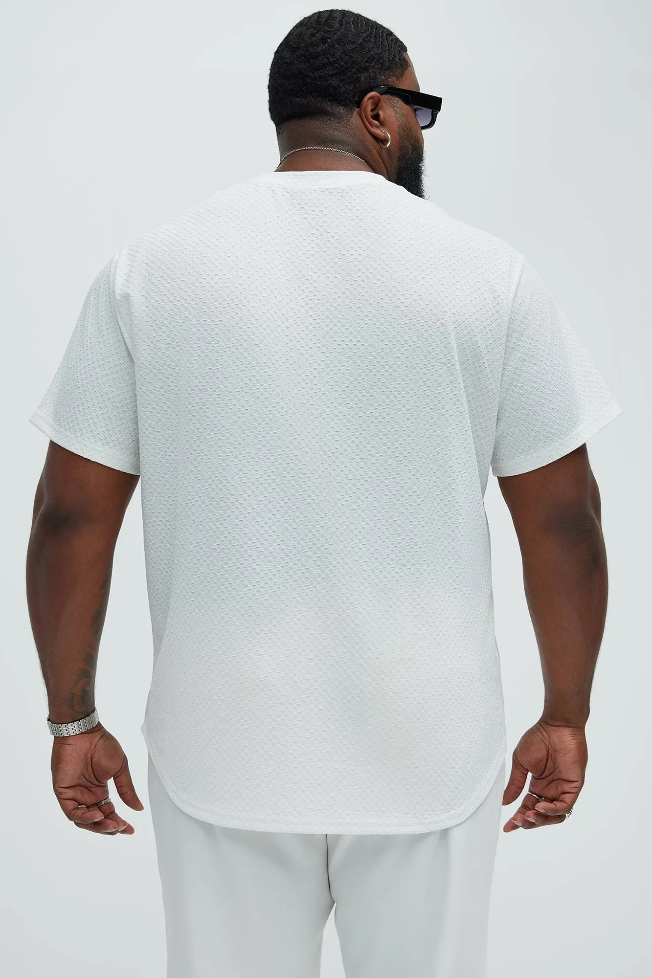 Croydon Textured Knit All Scallop Short Sleeve Tee - White