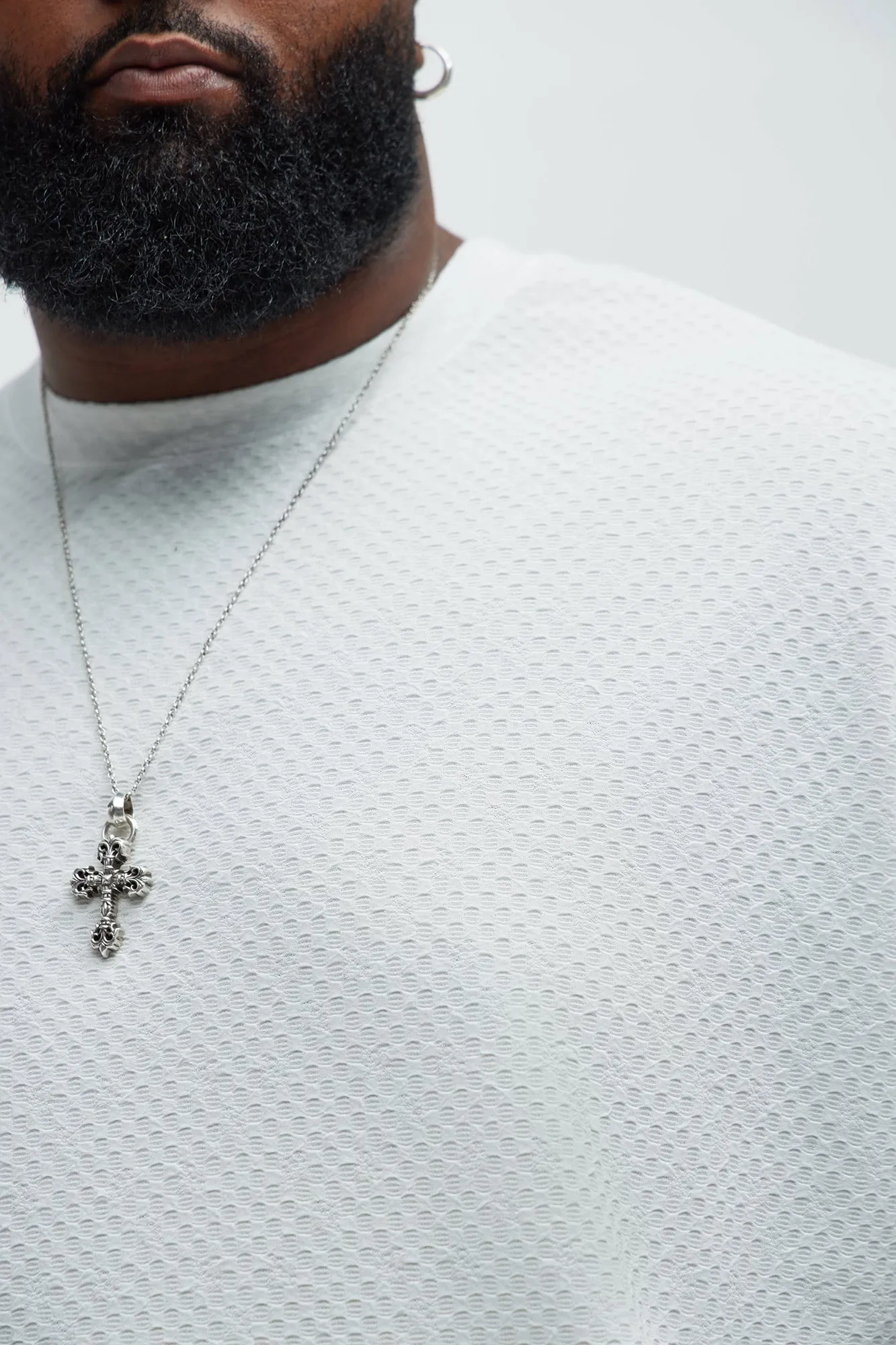 Croydon Textured Knit All Scallop Short Sleeve Tee - White