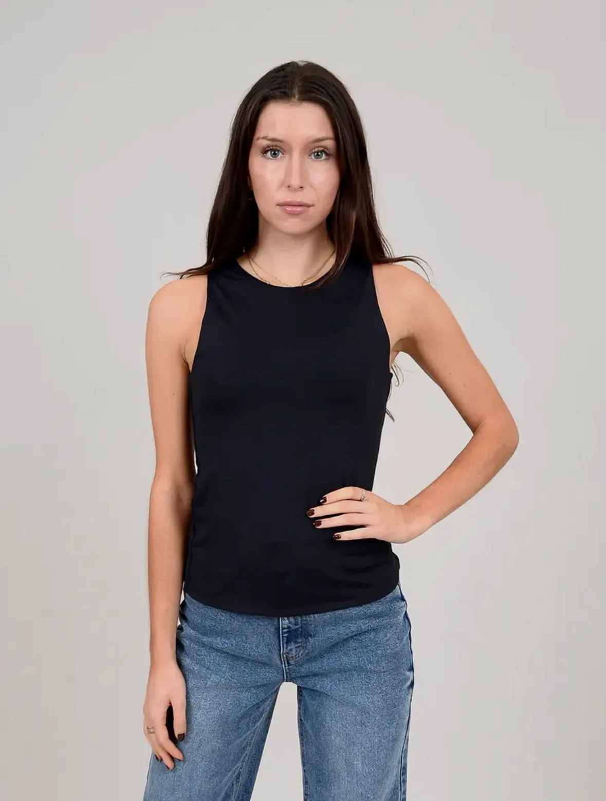 maria crew-neck tank