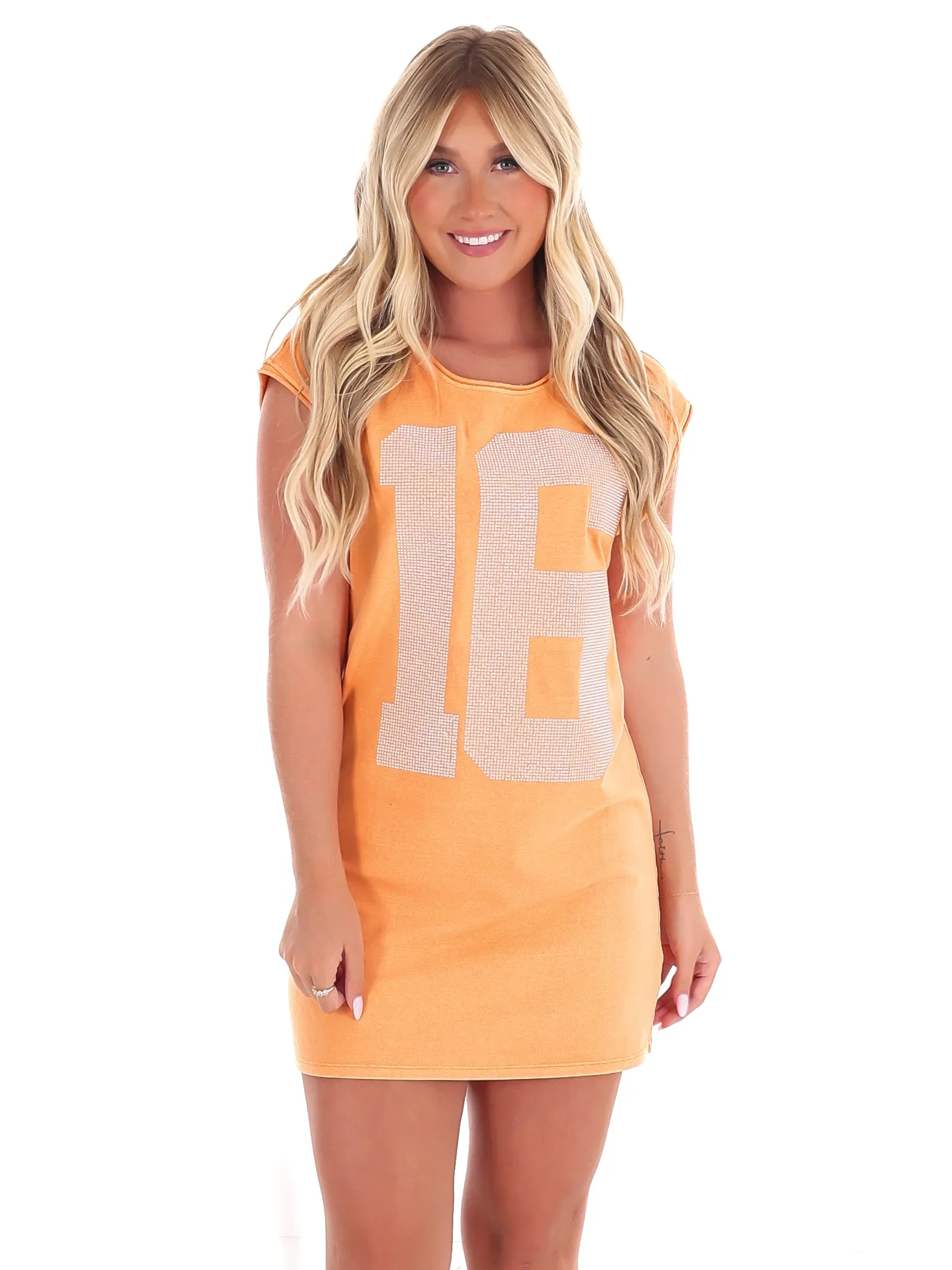 Pearl 16 T-Shirt Dress