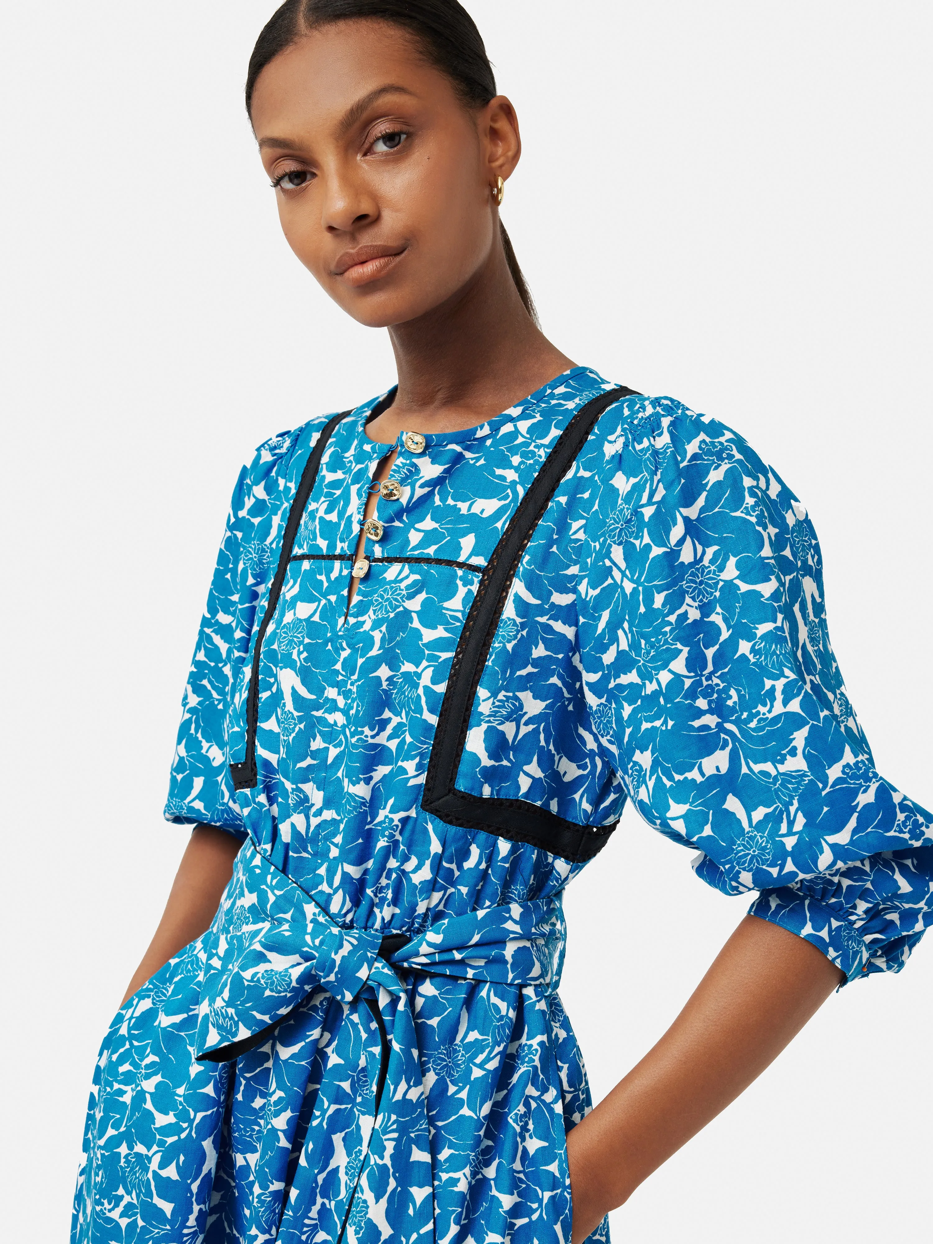 Shadow Leaf Linen Dress | Blue