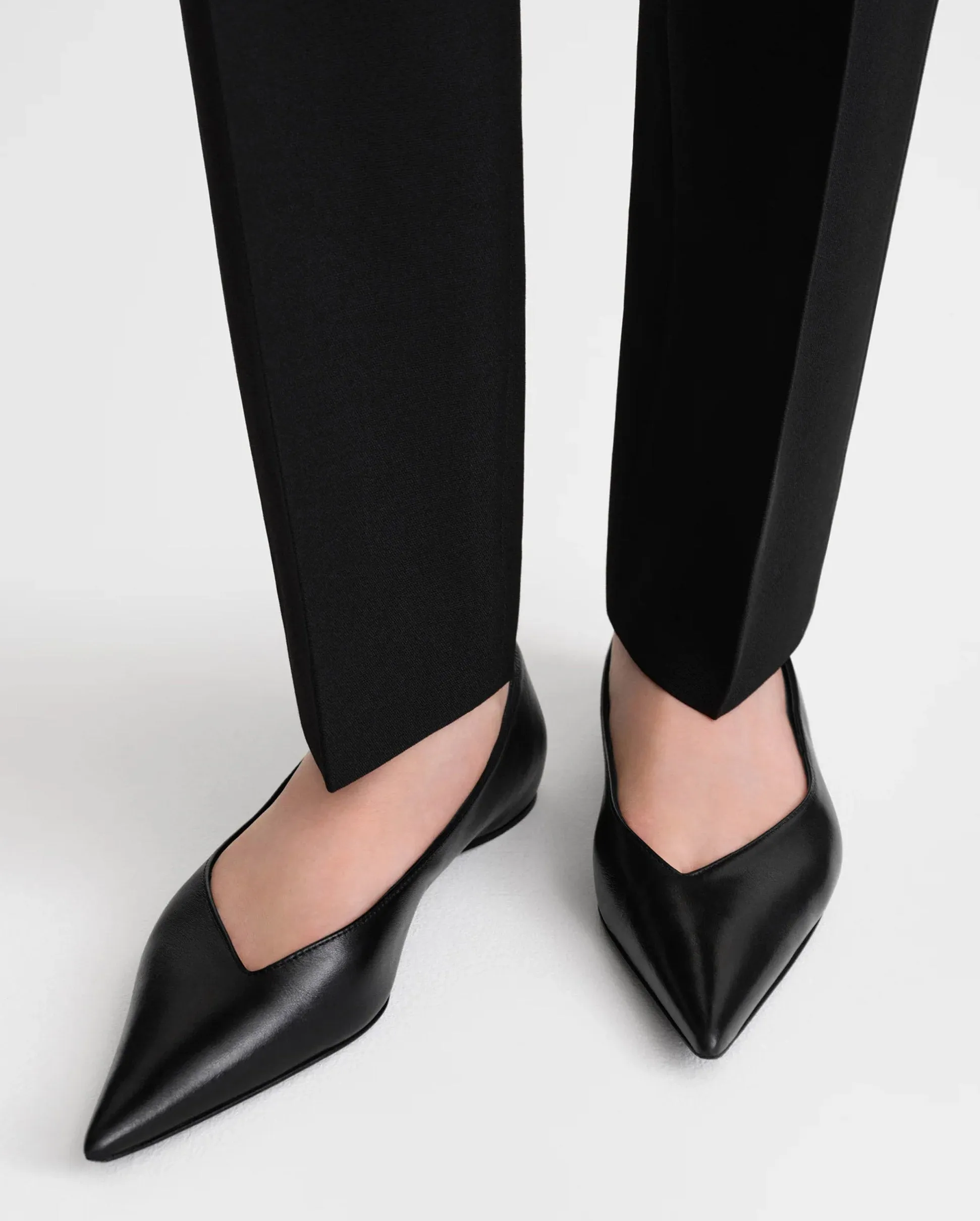 THE ASYMMETRIC BALLERINA  / BLACK