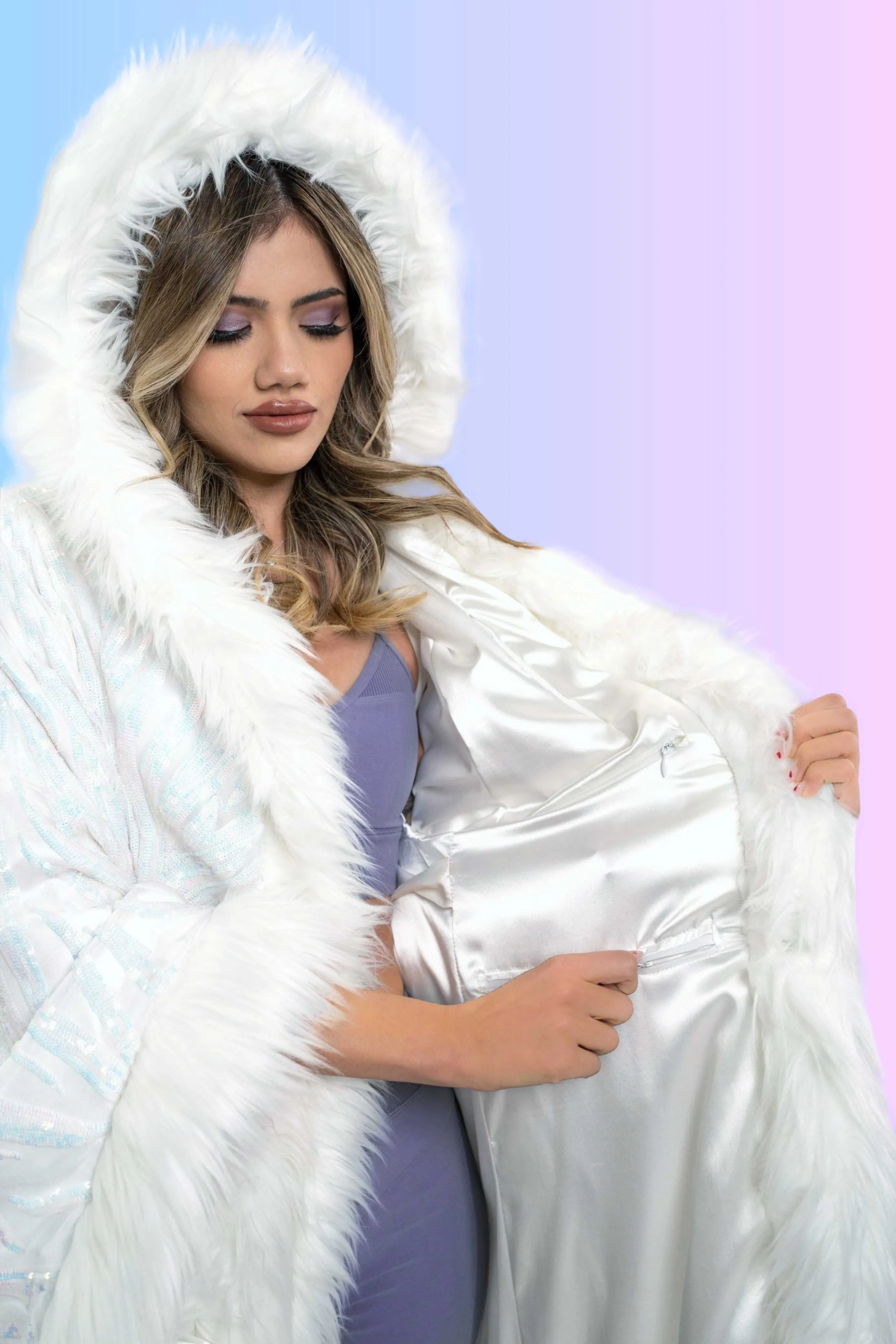 Tiny Twinkle Sequin Kimono in "White Radiant Dream"